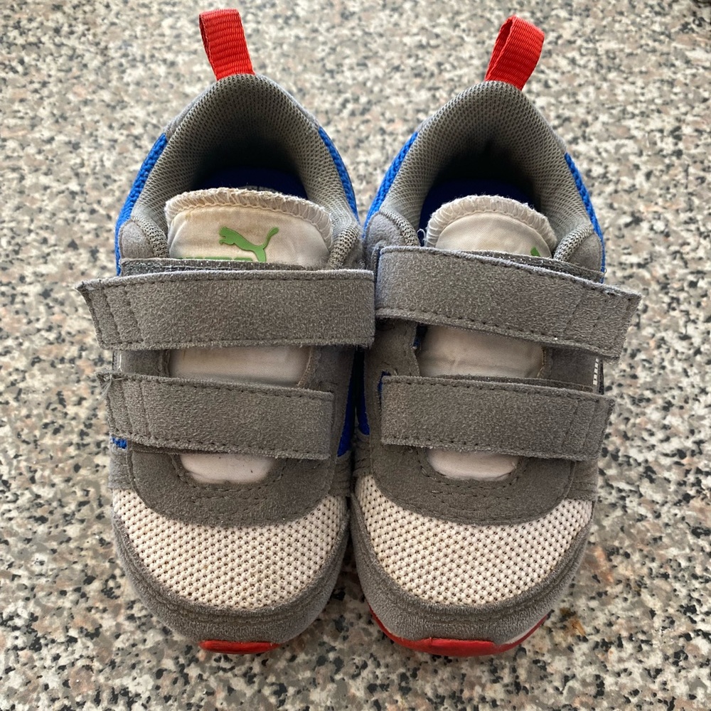 Puma toddler sneakers